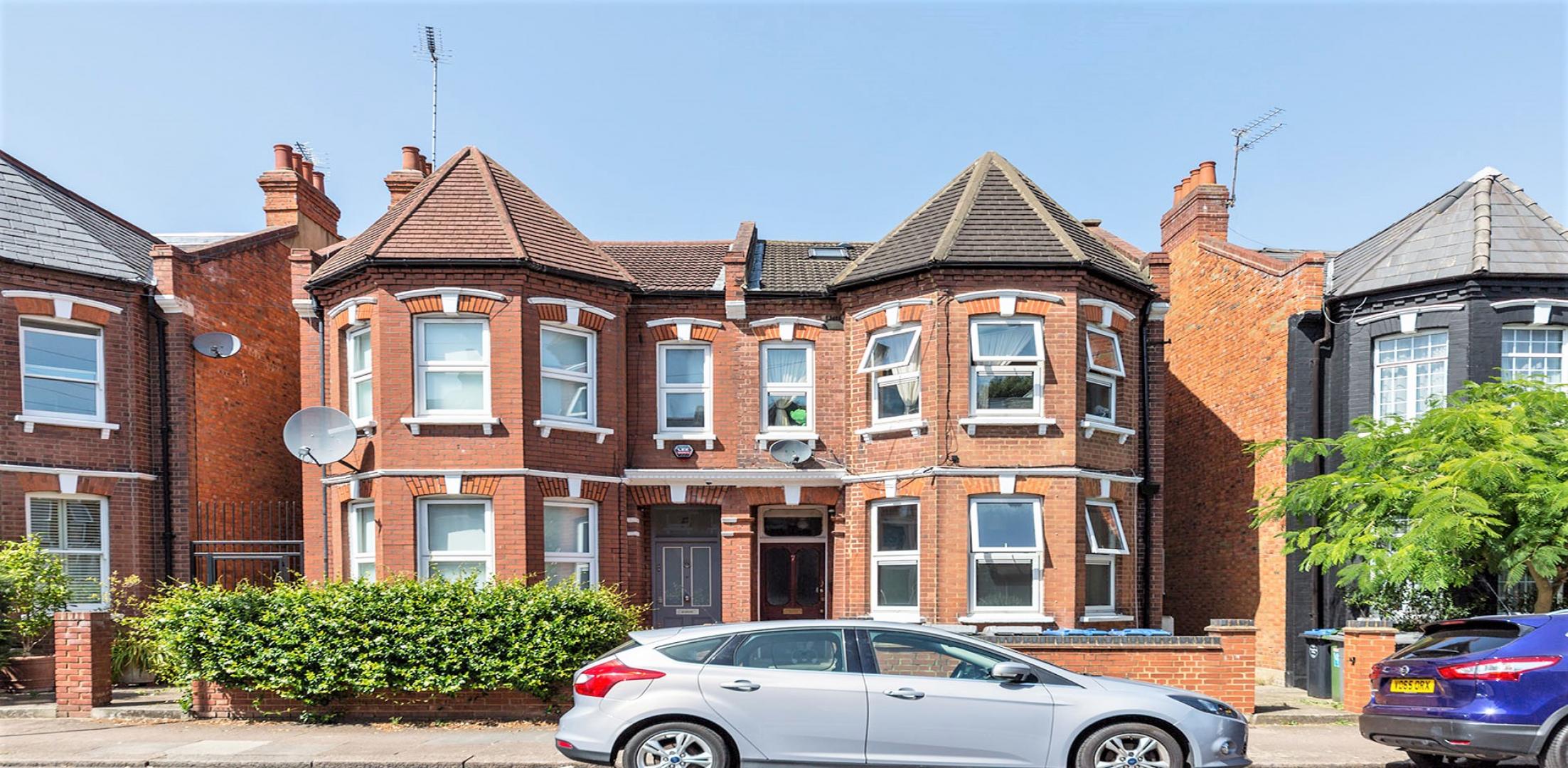 			1 Bedroom, 1 bath, 1 reception Flat			 Acland Road, WILLESDEN GREEN